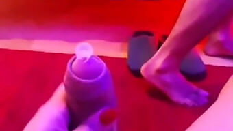 Trans Amatoriale Gode Di Un Grosso Cazzo In Pov